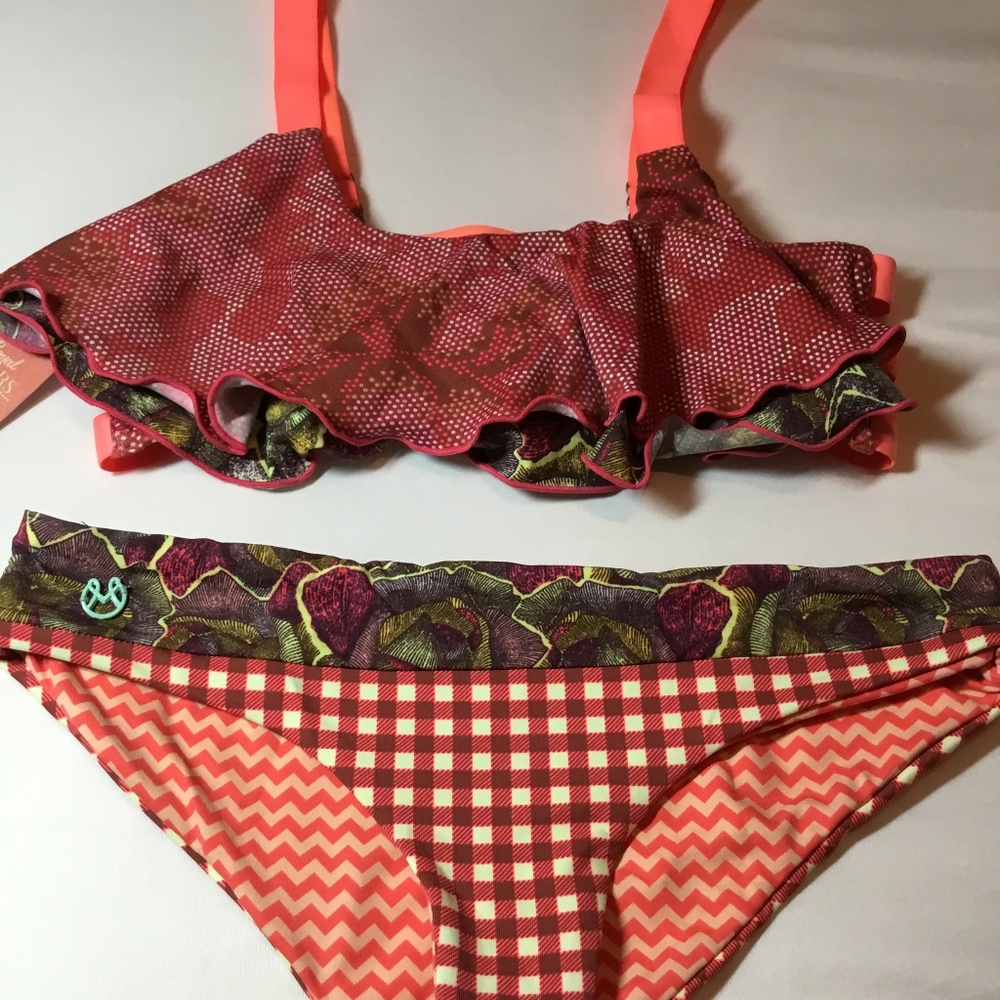 NWT~Maaji ruffles bikini sz. L/M